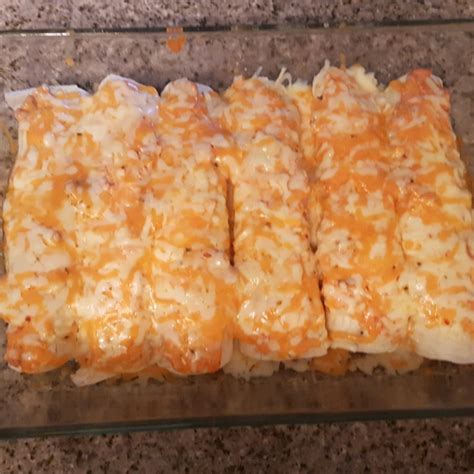 Easy Chicken Enchiladas Recipe