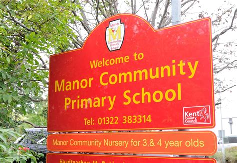 Child Hit Outside Manor Community Primary School In Swanscombe