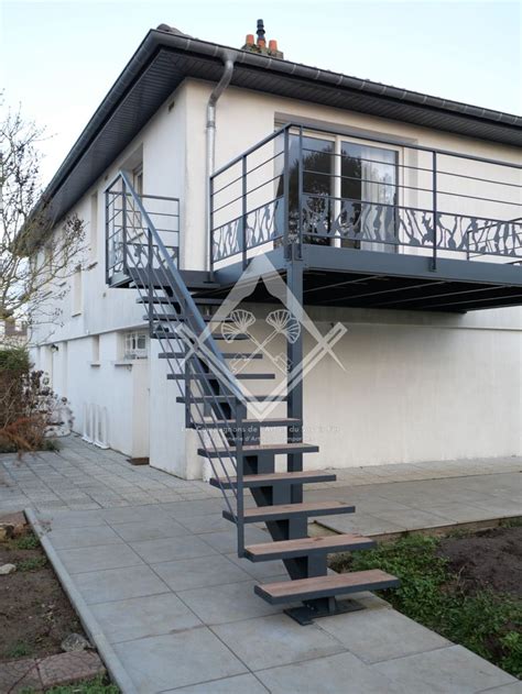 Terrasse Suspendue En Acier Bois Metz Les Compagnons De Lart Et