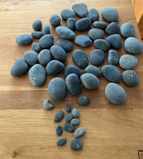 Hot Stones Set Basaltsteine für Massage Gebraucht in Triengen