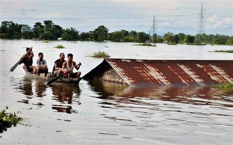 14000 In Relief Camps Nearly 5 Lakh Hit One Dead As Assam Flood