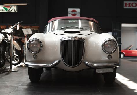 1955 Lancia Aurelia B24S Spider America Le Migliori Vendite Ruote