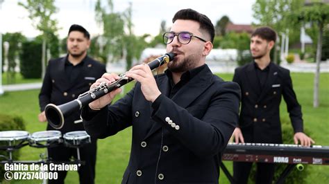 Gabita De La Craiova Nasu Si Finu Sa Vina Prietenii La Joc Colaj De