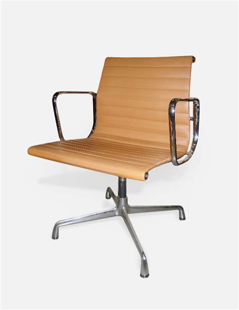 Office Chairs EA 107 8 Aluminium Group Charles Ray Eames 1958