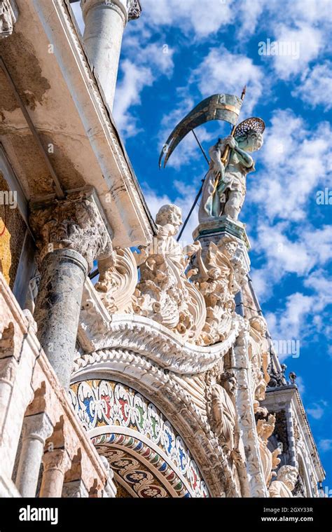 Beautiful details of Basilica di San Marco in Venice Stock Photo - Alamy