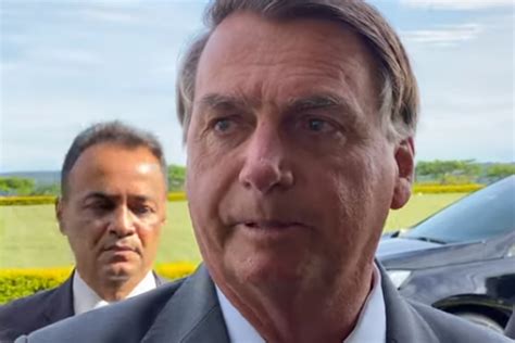 Bolsonaro Sobre Tratamento Precoce Da Covid 19 “vamos Parar De