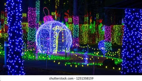 The Oregon Garden Christmas: Over 398 Royalty-Free Licensable Stock Photos | Shutterstock