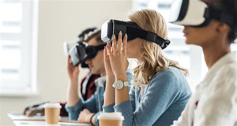 Employee Training Using Virtual Reality Improve Employees Performance