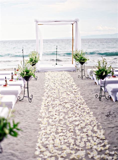 Charming Beach And Coastal Wedding Arch Ideas For