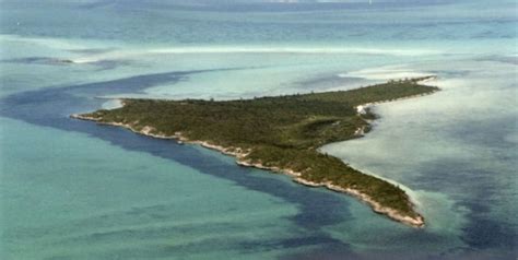 Wild Berry Cay The Berry Islands Bahamas Caribbean Private Islands For Sale