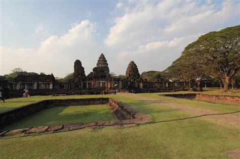 phimai travel guide