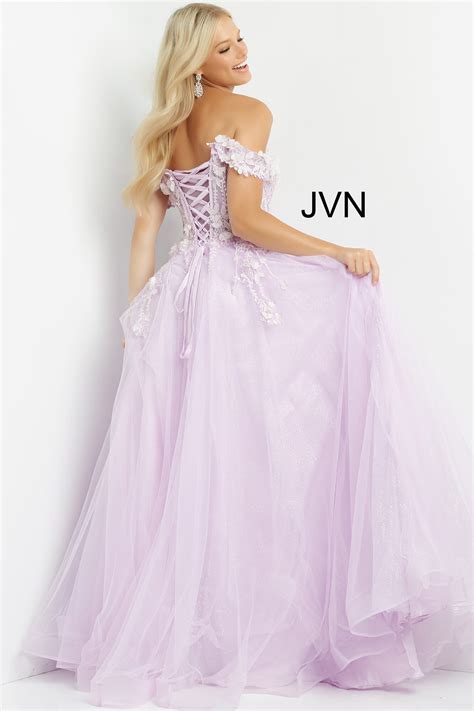 Lilac Floral Appliques Sweetheart Neckline Prom Dress