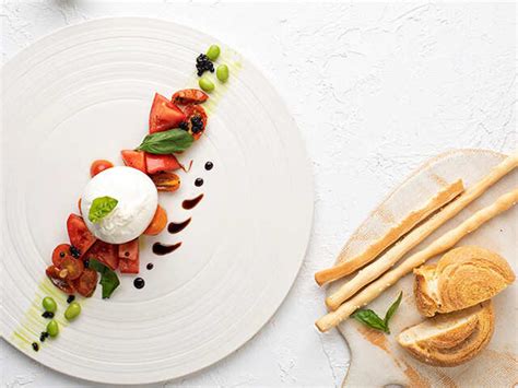 Burrata Caprese Salad Recipe