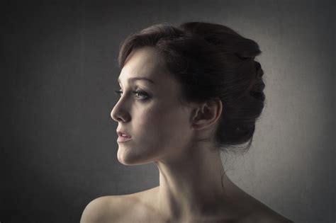 premium photo dramatic face   woman