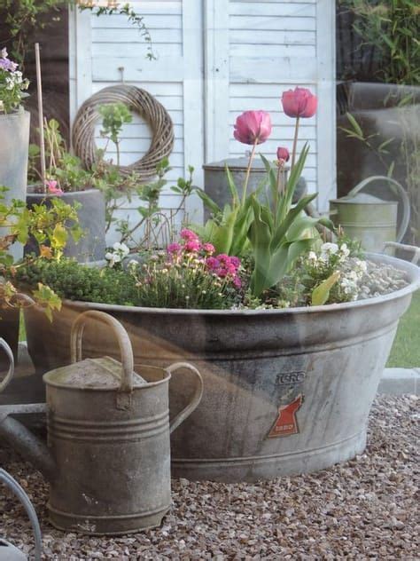 Recyclage créatif pour décorer son jardin Voici 20 idées récup