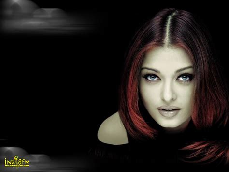 Aishwarya Rai Blue Eyes - Wallpapers HD