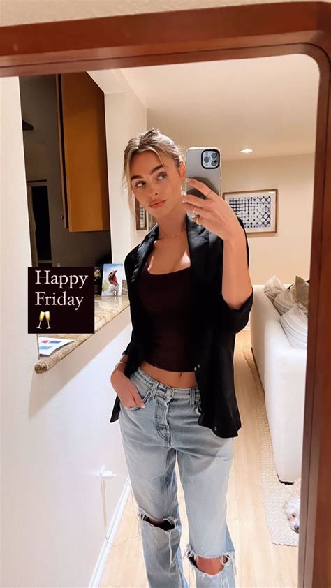 Elizabeth Turner : r/celeb_jeans