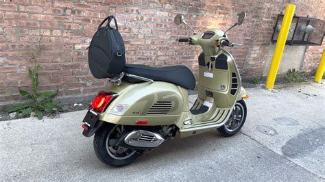 Vespa Gts 300 75th Anniversary 2021 Gold Youtube