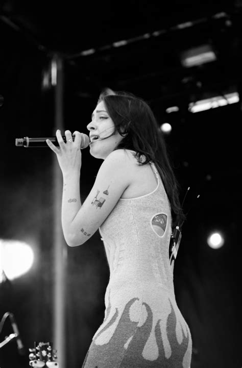 Rising Artist Lizzy McAlpine performs at The 2022 New York State Fair