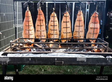 Alimentacion electrica fotografías e imágenes de alta resolución Alamy