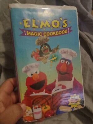 Sesame Street Elmos Magic Cookbook VHS Tape 2001 Clam Shell Case A6