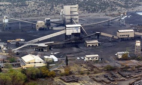 La Jornada Hallan Restos De Entre 13 Y 16 Mineros Muertos En Pasta De