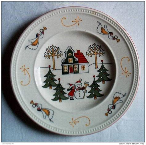 AH Wedgewood Christmas Plate