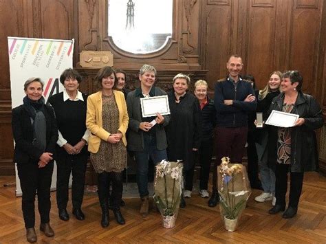 Remise de la médaille de l Enfance et des familles