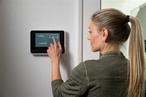 Vivint Smart Hub Reviews: What Our Customers Are Saying | Vivint