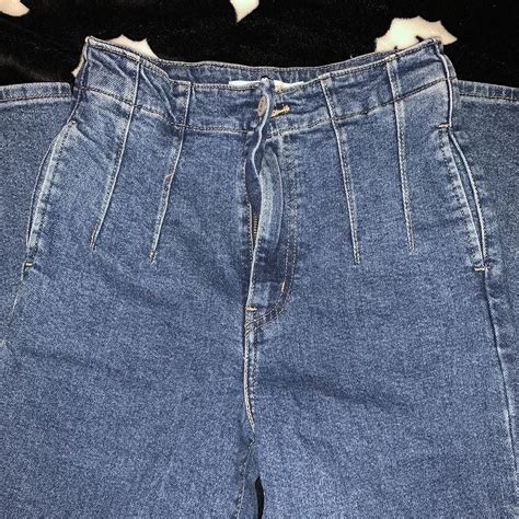 Levi’s High Waisted Tapered Jeans Wore Them Like Depop