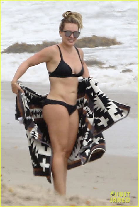 Hilary Duff Hits The Beach In Her Bikini On Labor Day Photo