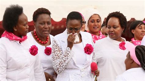 Uhuru Pole Drama As Sabina Chege Shed Tears While Apologizing To Uhuru