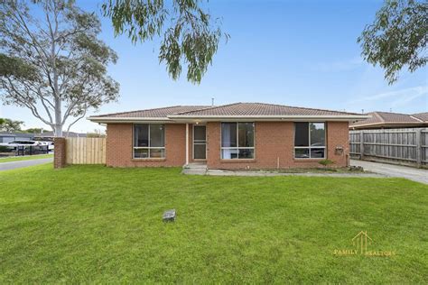 Hampton Park Vic 3976 3 Beds House For Sale 590k 630k Must Inspect