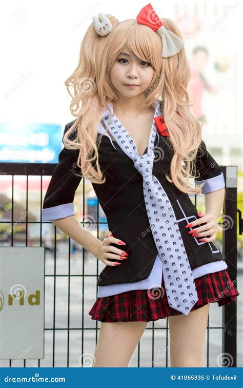 Cosplayer Como Car Teres Junko Enoshima De Danganronpa Imagem Editorial