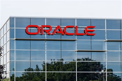 Oracle va investi 1 5 miliarde de dolari într un data centre în Arabia