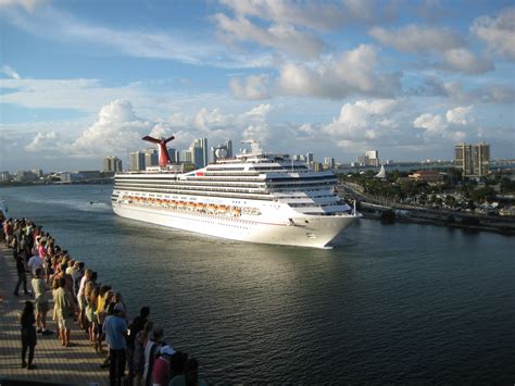cruise line florida 9