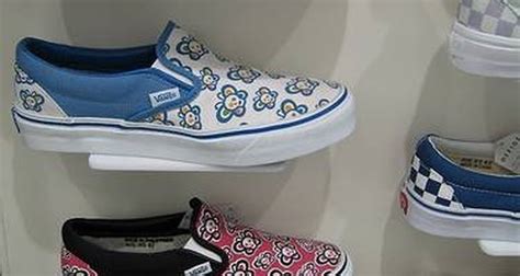 How To Customize Vans Shoes | Our Everyday Life