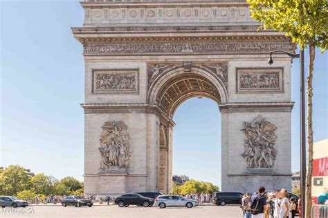 Arco Di Trionfo E Champs Elys Es A Parigi Seconda Stella Ad Ovest