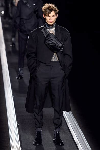 Sfilata Moda Uomo Dior Homme Parigi Autunno Inverno Vogue