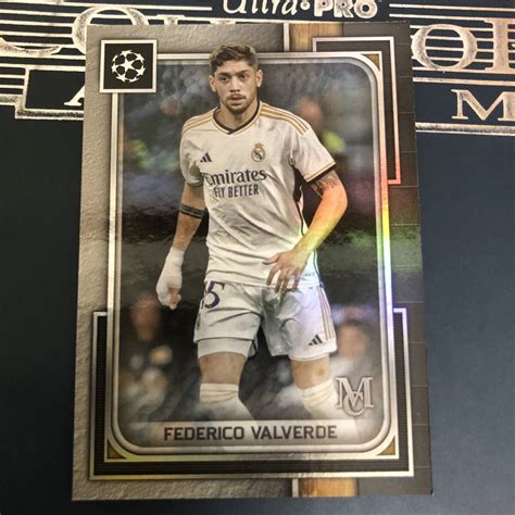 目立った傷や汚れなし2023 24 Topps Museum Collection UEFA Champions League