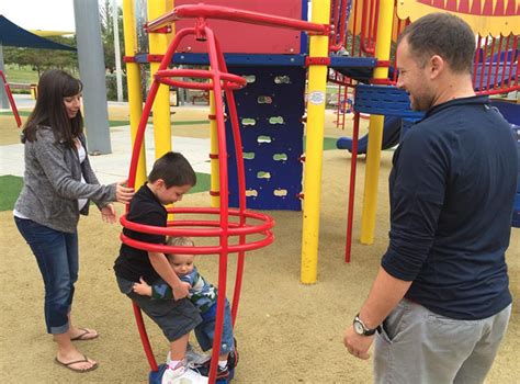 Parents charged with neglect for kids playing outside | wtsp.com