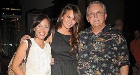 Chrissy Teigen Parents: Meet Vilailuck Teigen And Ron Teigen Sr