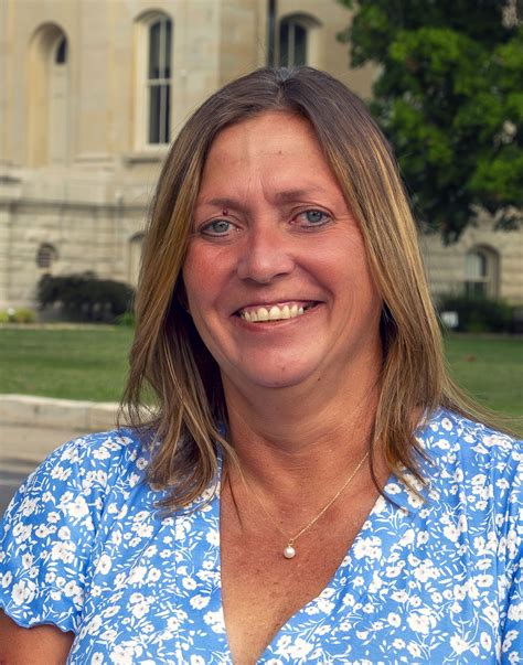 What services are offered by the local lake county circuit clerk now 10