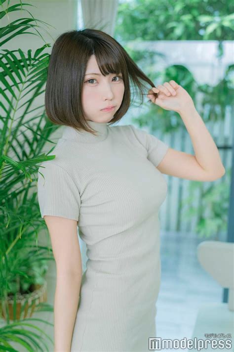 画像3333 えなこ、私服で“胸強調”する理由明かす 意識の高さに田中みな実絶賛 モデルプレス