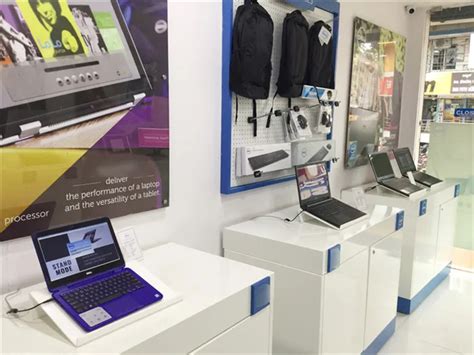 Laptop Showroom Design Retail Store Display Modern Computer Laptop Shop