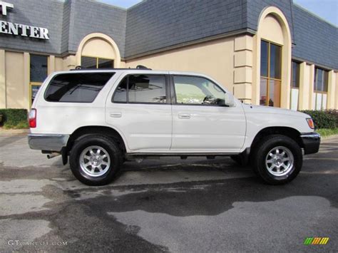 Natural White 2002 Toyota 4runner Sr5 Exterior Photo 41056670