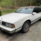 1988 OLDSMOBILE DELTA 88 ROYALE SEDAN For Sale