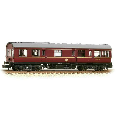 Graham Farish LMS 50ft Inspection Saloon BR Maroon 374 876 33 96