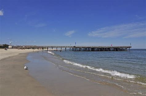 Beaches In Williamsburg Yorktown Hampton Newport News Virginia