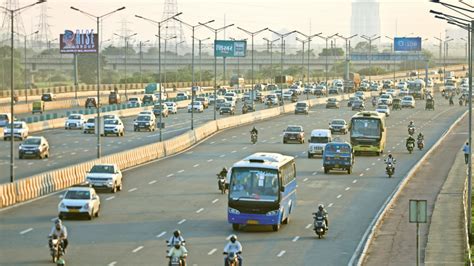 2 8 Lakh Certificates In 15 Days Fines Steeper Commuters Make Beeline